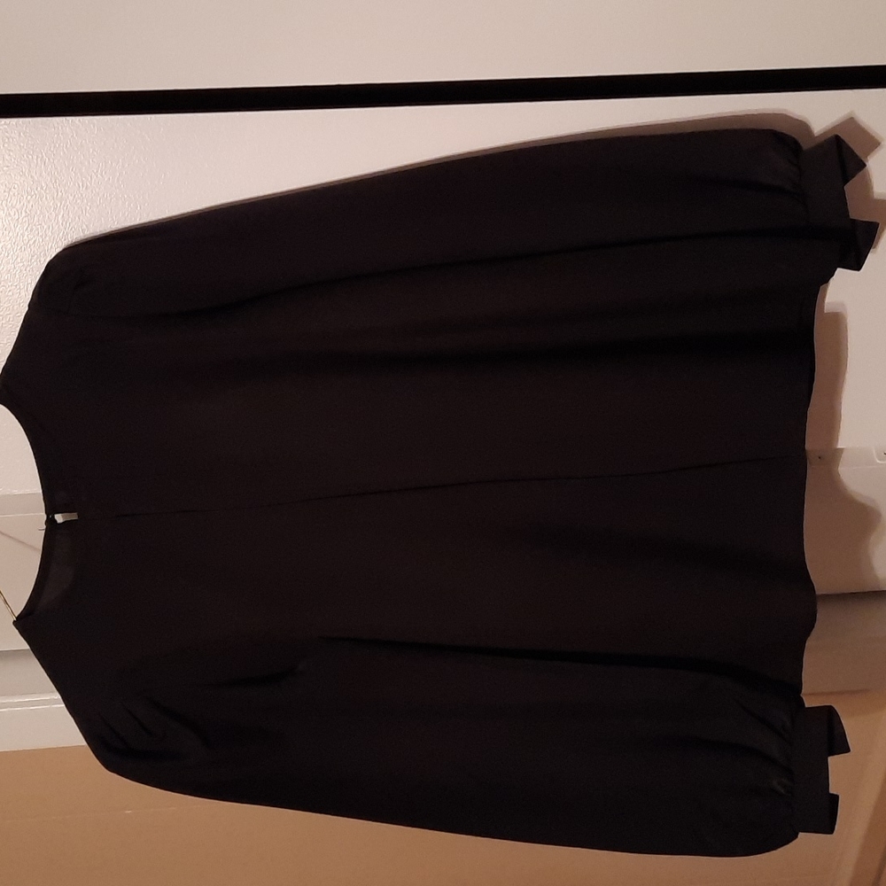 Blouse - Picture 2 of 2